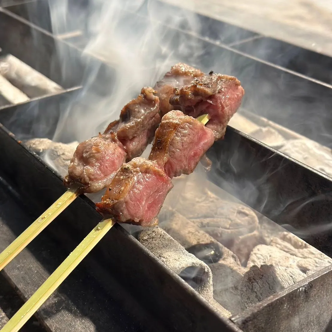 「中落ちカルビ串」